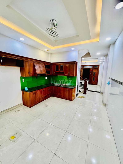 Nhà Sạch Sẻ DT 120m2 1Trệt 1Lầu 2Pn 3Wc Hẻm Xe Tải An Ninh Yên Tỉnh