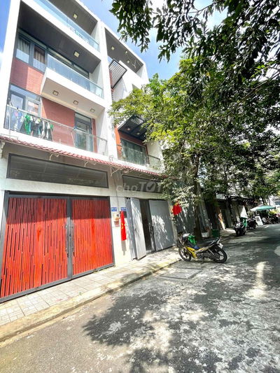 Nhà đẹp, nở hậu, hẻm oto, 57m2, ngay Lê Văn Việt, TNP A, 2 tầng HC