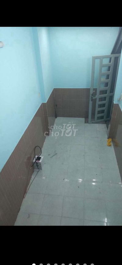 Nhà trần bình trọng, 3 tầng. 2pn, 2wc.