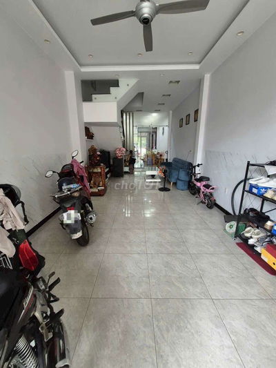 CHO THUÊ NHÀ ĐƯỜNG NỘI BỘ 4X17M  3 LẦU 5PN 1P HỌP 4 VS TÂY THẠNH