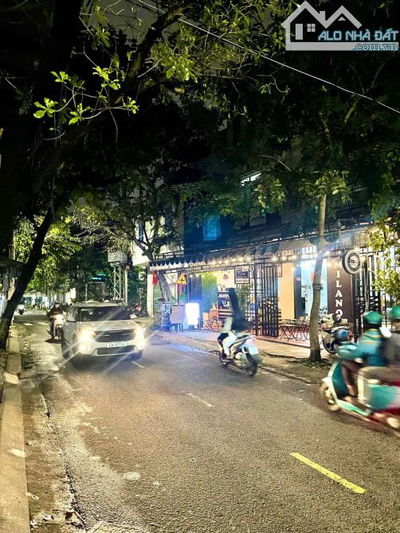 Siêu phẩm nhà 4tầng mặt tiền đường kinh doanh trung tâm quận Thanh Khê Đà Nẵng