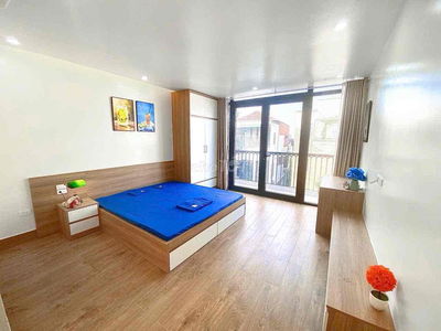 Phòng đẹp 28m giá rẻ, đủ đồ, có thang máy, gần phố, có fix