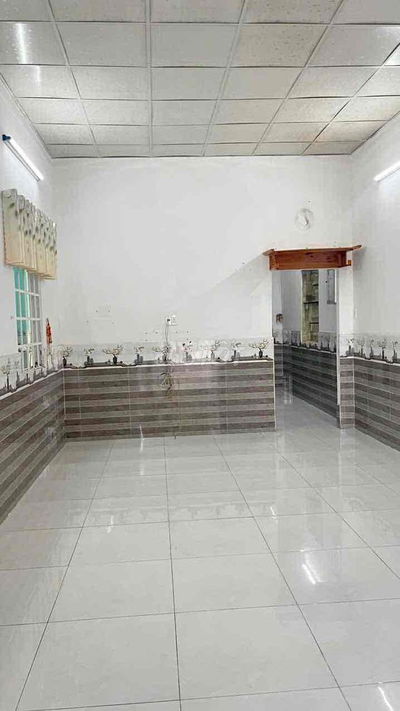 Nhà 2L 3pn sạch đẹp an ninh, hẻm thông tải, 20m ra mặt tiền Tx25 Q12