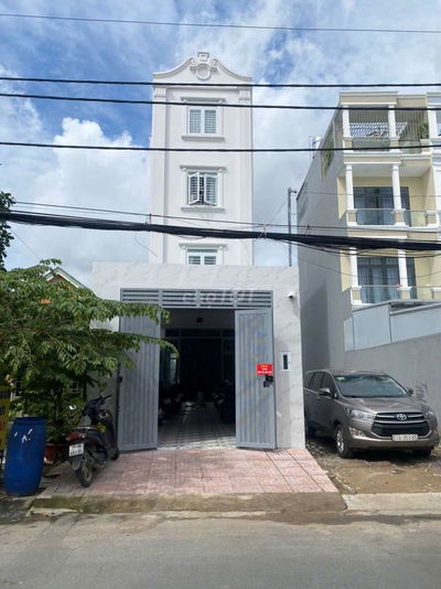 BÁN CHDV ĐƯỜNG HÀNG TRE GẦN LÊ VĂN VIỆT