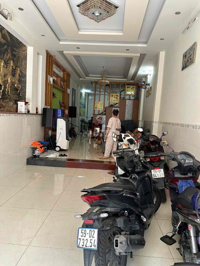 Mặt Tiền đường số 1, dt 4x20 nở hậu 4.36m gồm 4 tầng