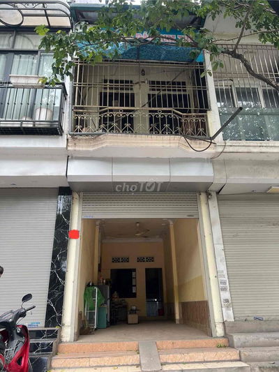 bán nhà mặt phố đường bưởi 31m 2 tầng SDCC