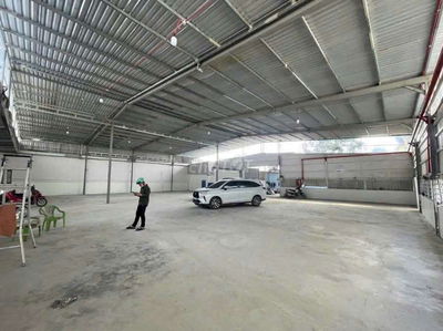 Kho Cho Thue 
600m²
 giá 27 tr/
 , co  
Pccc
