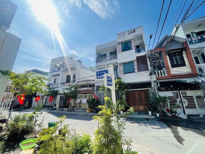 BÁN ĐẤT TẶNG NHÀ CẤP 4 MẶT TIỀN TÔN THẤT THIỆP