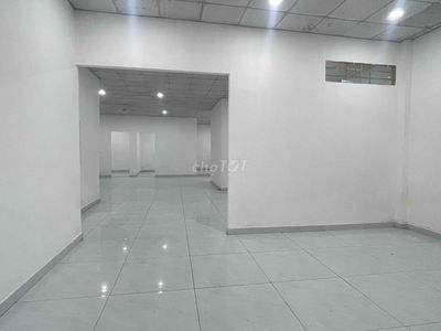 Cần cho thuê nhà nguyên căn 200m2 ngay đường B Hiệp Bình Chánh giá17,9