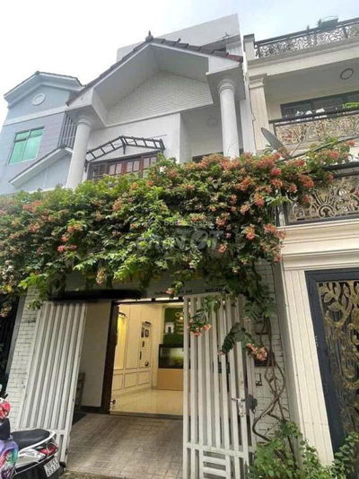 [Nhàbè],nhỉnh 2 tỷ,hxh,4x10,2 tầng,gần H.T.Phát