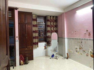 LÝ THƯỜNG KIỆT.P9.TÂN BÌNH 4 TẦNG..NHÀ NGAY CHỢ  GIÁ 12.5 TR