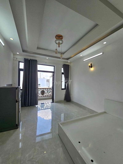 STUDIO FULL NỘI THẤT BAN CÔNG - GẦN ĐẠI HỌC CÔNG NGHIỆP