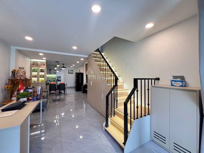 HẺM XE HƠI NHÀ 2 TẦNG NỘI THẤT CAO CẤP - TĂNG NHƠN PHÚ A NHỈNH 6 TỶ2