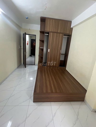 750 Kim Giang Mik Còn 1 phòng ở luôn Ban công - full đồ - free để xe