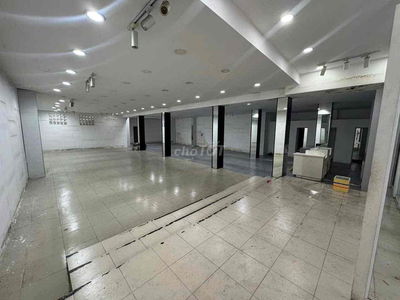 nhà mt huỳnh tấn phát . vị trí đẹp