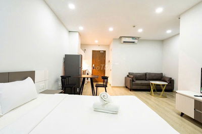 MILLENNIUM - studio đầy đủ nội thất, sẵn sàng ở ngay, free gym, hồ bơi