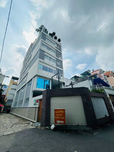 CHO THUÊ TÒA NHÀ NGUYỄN VĂN TRỖI_ 7X20M_ HẦM 5 LẦU SÀN SUỐT