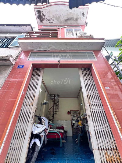 NHÀ TRỆT LẦU GIÁ HẠT DẺ NGAY TRUNG TÂM GẦN CÔNG VIÊN LƯU HỮU PHƯỚC - H