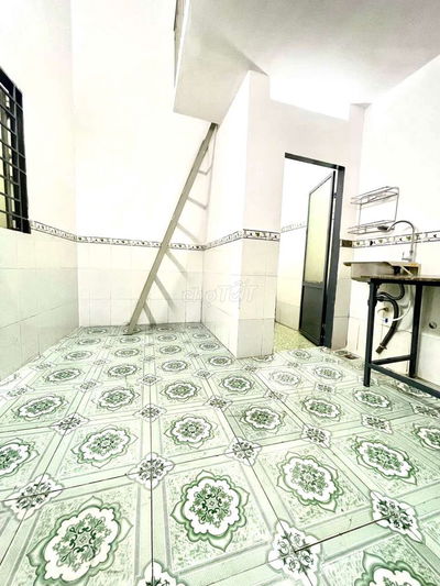 Phòng trọ máy lạnh đường Lã Xuân Oai