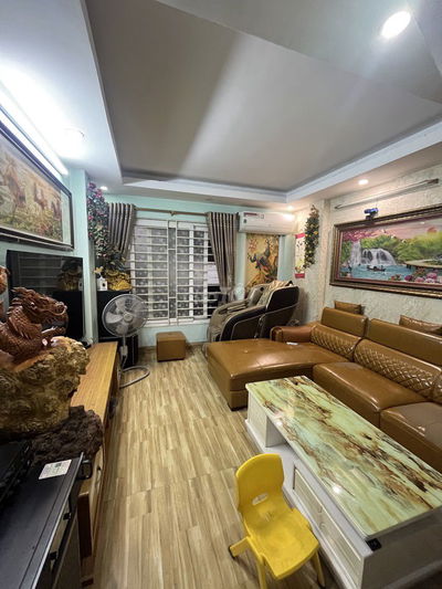 Chính chủ bán nhà đường Chiến Thắng 35m2x6T, ô tô đỗ gần KĐT Văn Quán