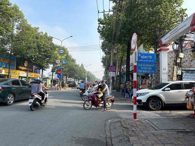 Mặt tiền hẻm 178 Huỳnh Văn Luỹ 9x37