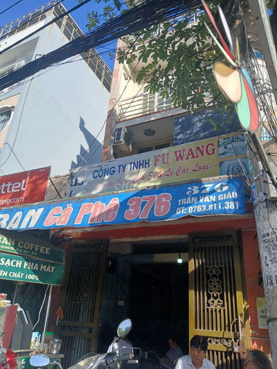 Bán nhà mặt tiền