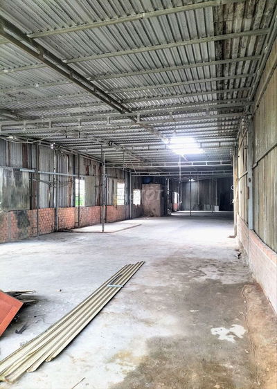 Xưởng 1100m2 - 28tr ( TL ) , Có Văn Phòng.