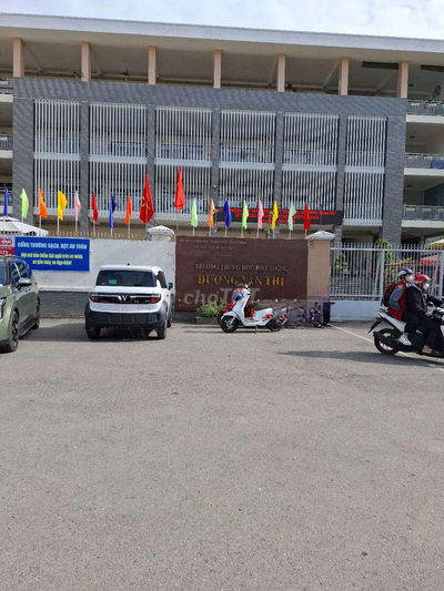 Cho thuê Nhà Nguyên Căn MT Phường Tăng Nhơn Phú A, 5x18m, có gác đúc