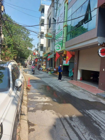 KHU PHÂN LÔ_Ô TÔ ĐỖ CỬA_TRƯỚC NHÀ THOÁNG SÁNG_NGÕ THÔNG