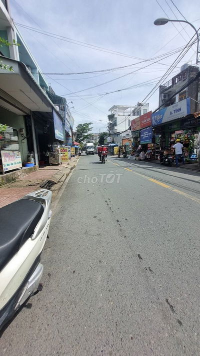 Bán nhà mặt tiền giá tốt - Thạnh Xuân 21 - Quận 12 - 4 ×18 - 3 tầng