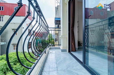 206 THANH BÌNH - MỖ LAO - HÀ ĐÔNG - STUDIO BAN CÔNG - OTO ĐỖ CỬA