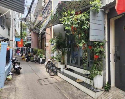 BÁN CHDV GẦN NGUYỄN THỊ THẬP QUẬN 7. DT: 47M2, 4 TẦNG. GIÁ: 6,95 TỶ