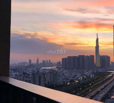 Chính chủ Bán căn View Landmark 81 và Hồ Bơi, 72m2, Để lại đủ nội thất
