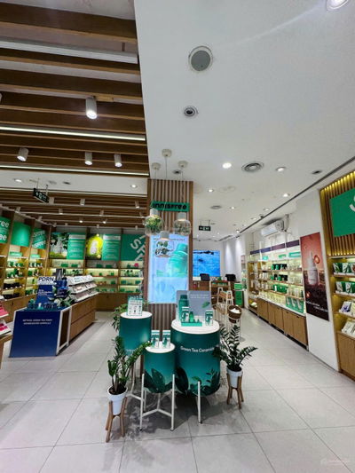 Cho thuê nhà mặt phố Bà Triệu, giá thỏa thuận, 122m2, mặt tiền 7.5m