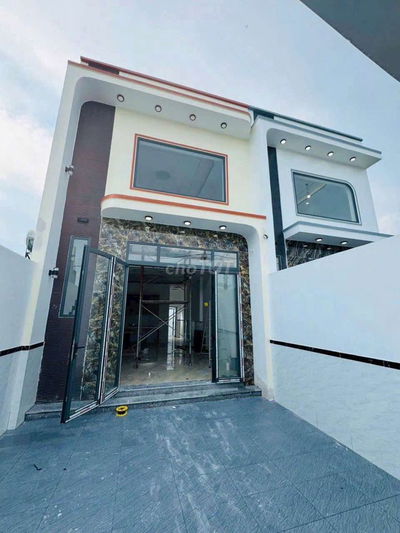 Nhà  shr  5*20 m,bà điểm, hóc môn