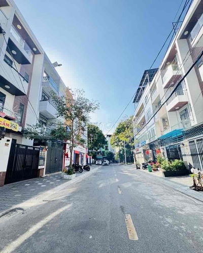 NHÀ 4 TẦNG MỚI KHU TÊN LỬA – MẶT TIỀN NỘI BỘ – ĐỐI DIỆN CÔNG VIÊN – 4P