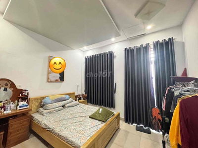 BÁN NHÀ MẶT TIỀN GẦN CHỢ HIỆP BÌNH CHÁNH - 2 TẦNG ĐÚC - DT 58M 2PN