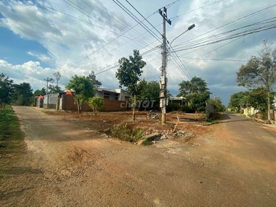 Đất ở B5 eatu sau lưng chợ đầu mối Tân Hoà