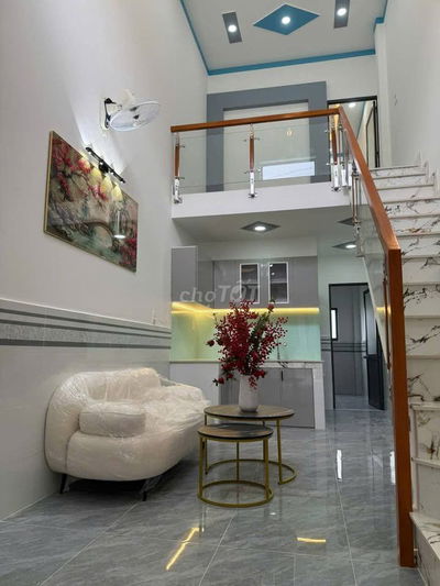 NHÀ MỚI 100% NGAY TỈNH LỘ 10 - SỔ RIÊNG CÔNG CHỨNG NGAY - GIÁ 1,96 TỶ