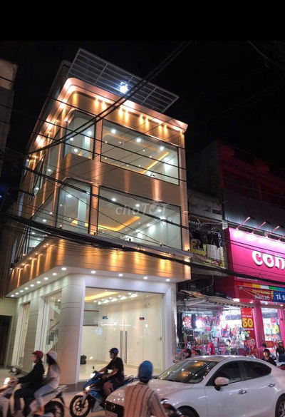 Góc 2 Mặt Tiền Phạm Văn Hai Ngang 5m Có 3 lầu Sát Cách Mạng Tháng 8