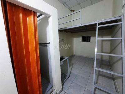 PHÒNG TRỌ GÁC - WC RIÊNG - ĐƯỜNG NGUYỄN VĂN KHỐI