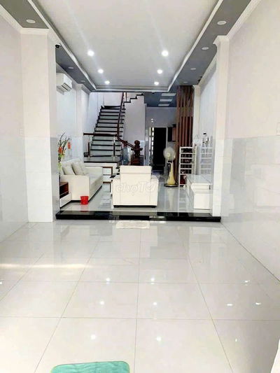 Nhà 3pn full nội thất Hẻm,oto Hoàng Văn Thụ