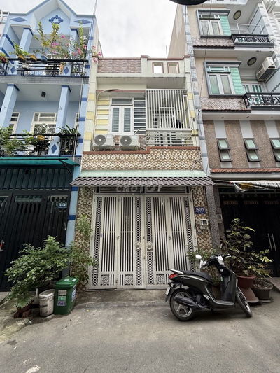 Nhà quận 12, hẻm 6m,  80m2, 2 tầng, 2 pn, 2 wc.