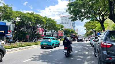 Cho thuê văn phòng đường Nguyễn Văn Linh giá tốt gần cầu Rồng