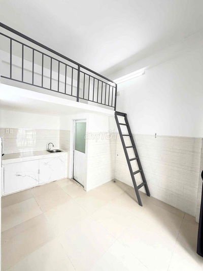 Cho thuê phòng duplex bancol gần emart phan văn trị