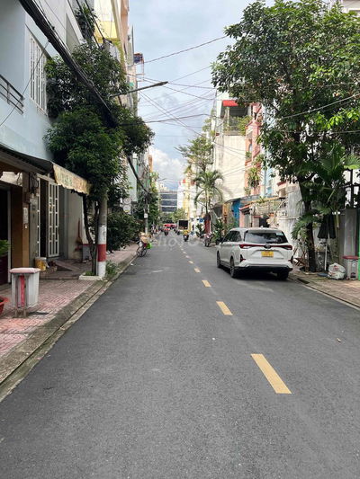 Nhà thuê Nguyễn Minh Hoàng- K300- 4,2x16m. 1T3L - 25tr