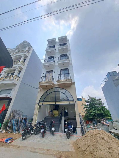 CHDV 12 phòng cho thuê khoán 35tr dt 5x20 ngay Nguyễn Ảnh Thủ giá 10.5