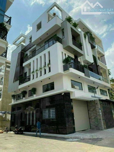 Hót! bán nhà mặt tiền đường Bạch Mã Phường 15 Quận 10 Diện tích: 13mx26m nở hậu: 15m cấp 4