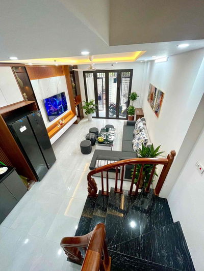 Nhà đẹp đón Tết, 5 tầng, 4 mặt thoáng, tặng full nội thất.