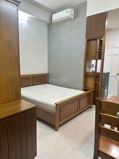 Cần tìm [ Nữ] Ở ghép vào ở liền cuối tháng 11